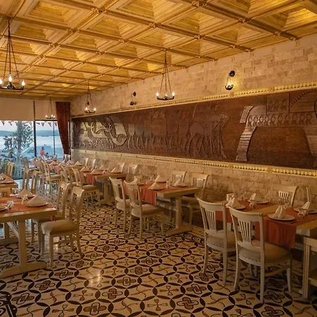 Buyuk Truva Hotel 4*